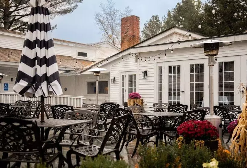 Hotelli Farm Road Estate