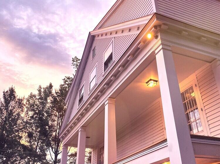 فندق Farm Road Estate