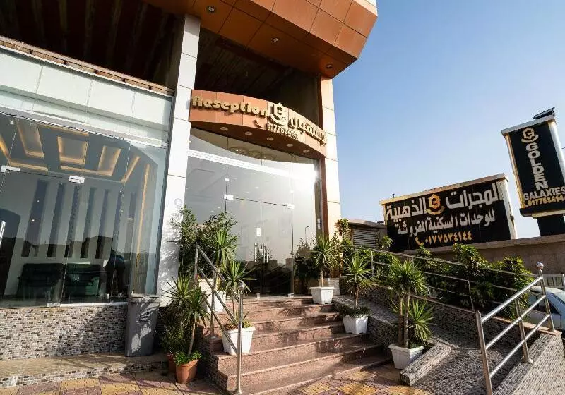 Hotelli Golden Galaxies Furnished Units