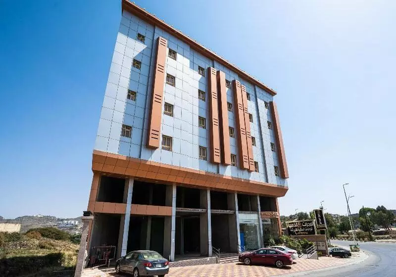 Hotelli Golden Galaxies Furnished Units