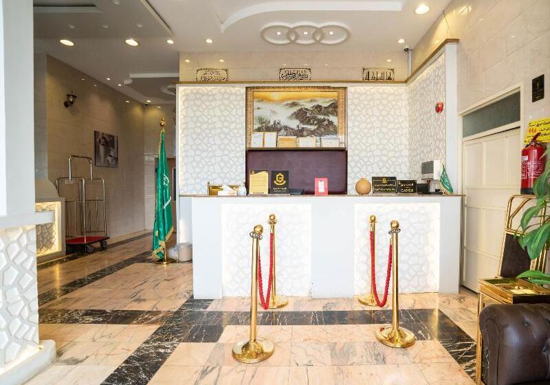 酒店 Golden Galaxies Furnished Units