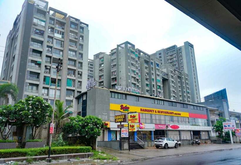 Hotel Privilege Villa