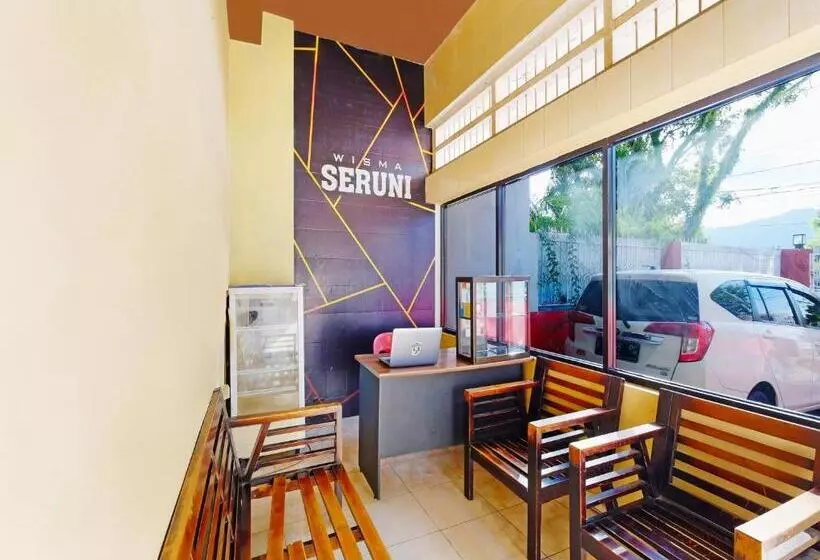 Hotelli Wisma Seruni Palopo