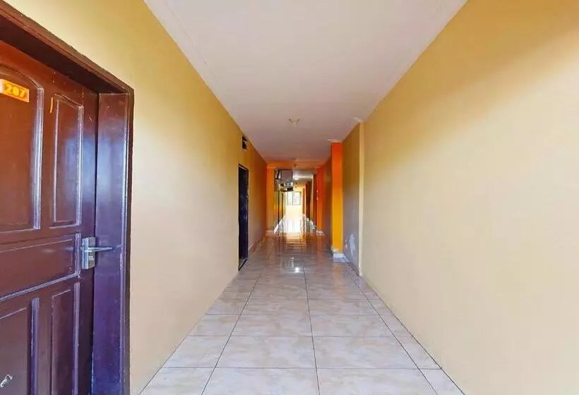 Hotelli Wisma Seruni Palopo