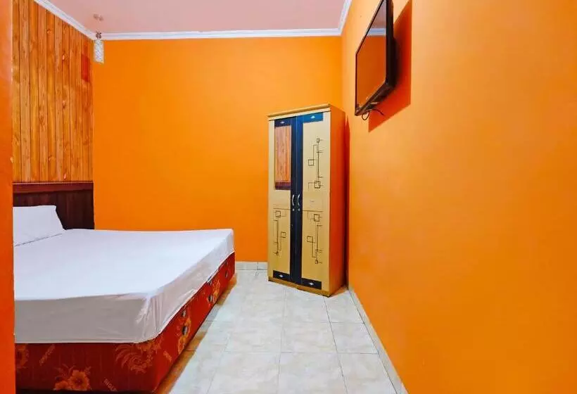 Hotelli Wisma Seruni Palopo