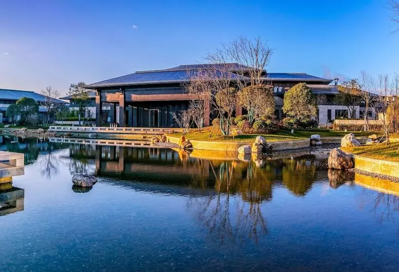 ホテル Wyndham Grand Plaza Royale Zhaotong