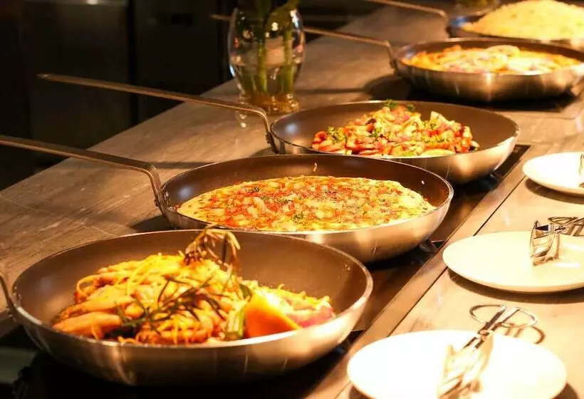 ホテル Wyndham Grand Plaza Royale Zhaotong