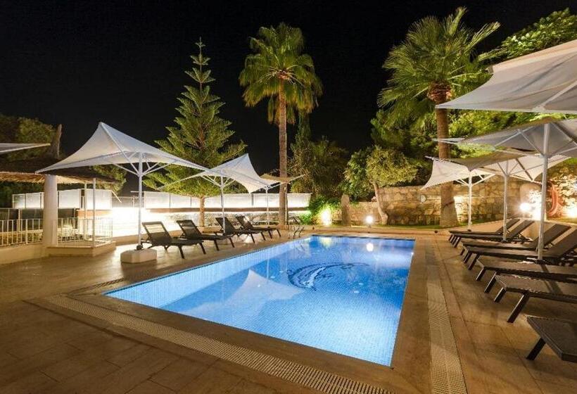 Farrys Boutique Hotel & Beach Club Yalıkavak