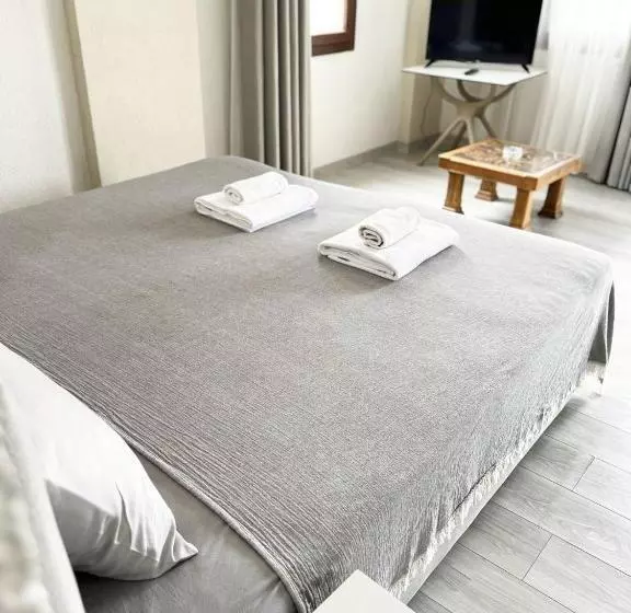 Farrys Boutique Hotel & Beach Club   Yalıkavak