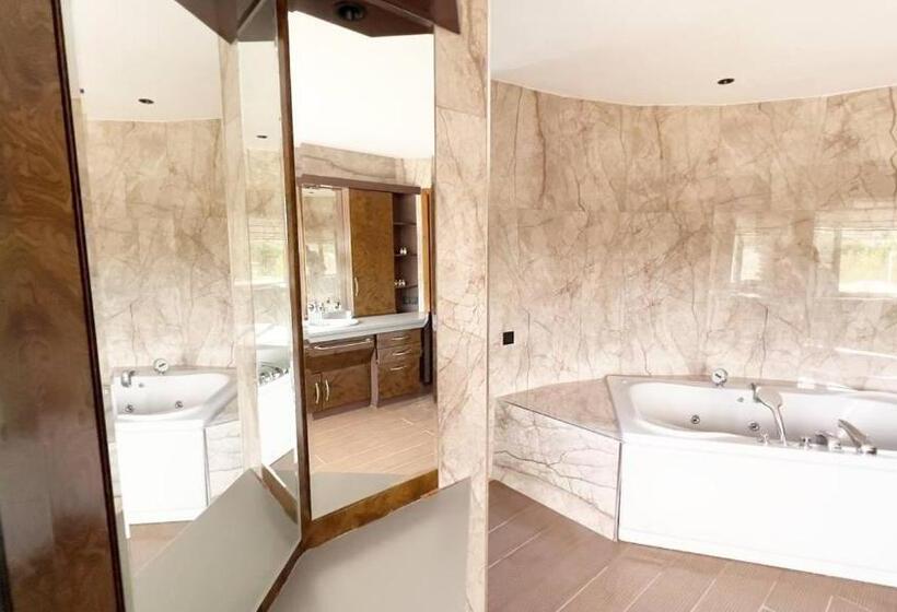 Farrys Boutique Hotel & Beach Club Yalıkavak