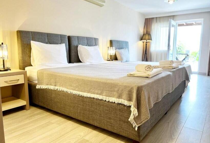 Farrys Boutique Hotel & Beach Club Yalıkavak