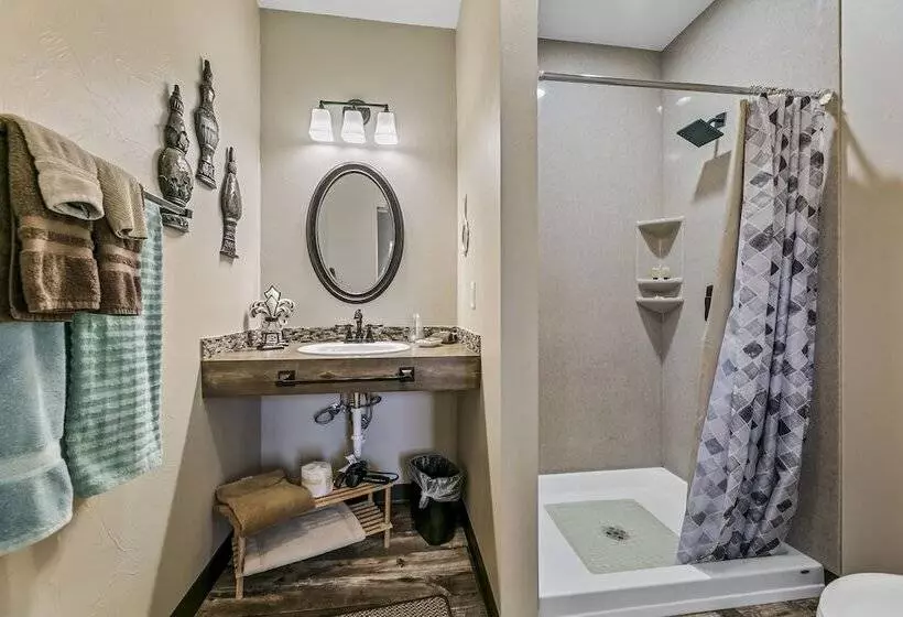 Twisters Bed And Breakfast