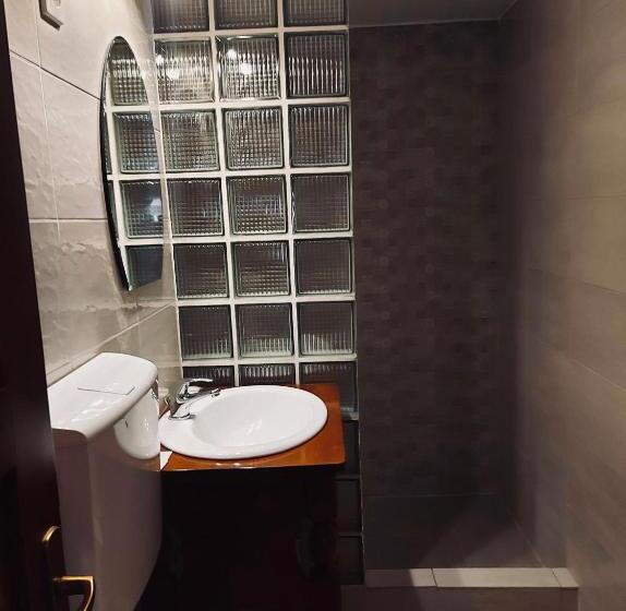 تختخواب و صبحانه Székely Fogadó Hanul Secuiesc