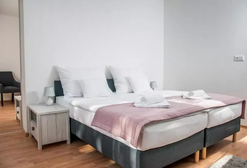 Harangtorony Szálló