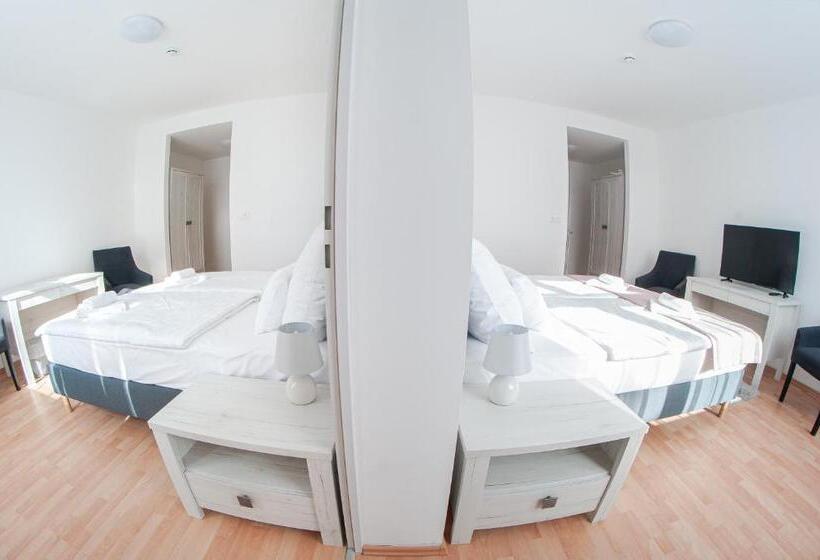 Harangtorony Szálló