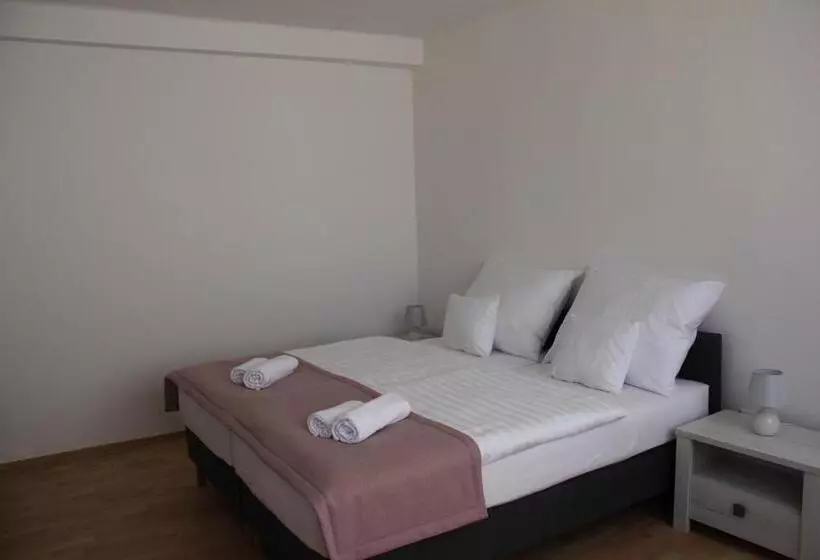 Harangtorony Szálló