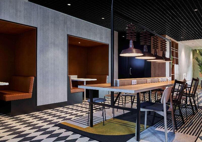 בית מלון כפרי Ibis Montlhery Paris Sud