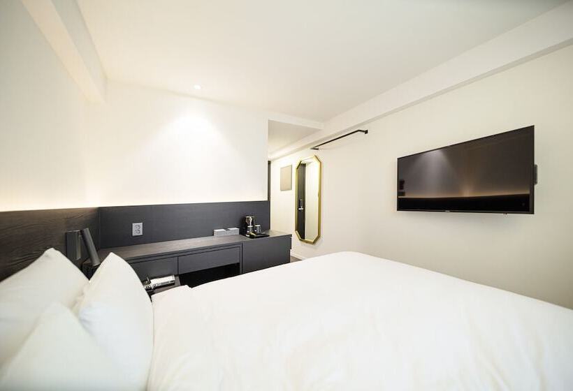 בית מלון כפרי Moyen