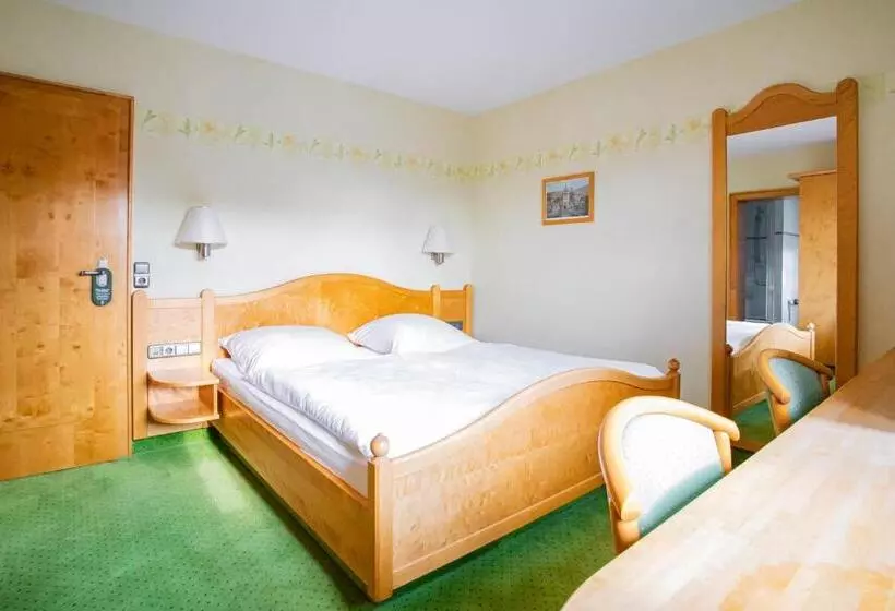 Hotelli Pension Eschwege