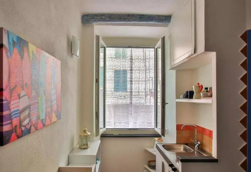 پانسیون Cateo