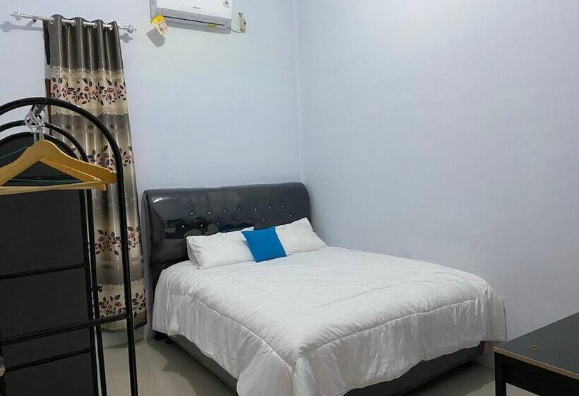 Panzió Khalisa Home Syariah Pontianak