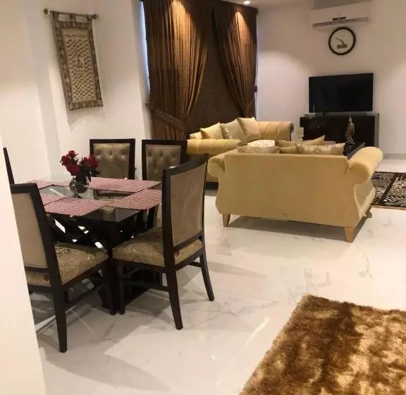 پانسیون Royal Guest House Lahore Cantt