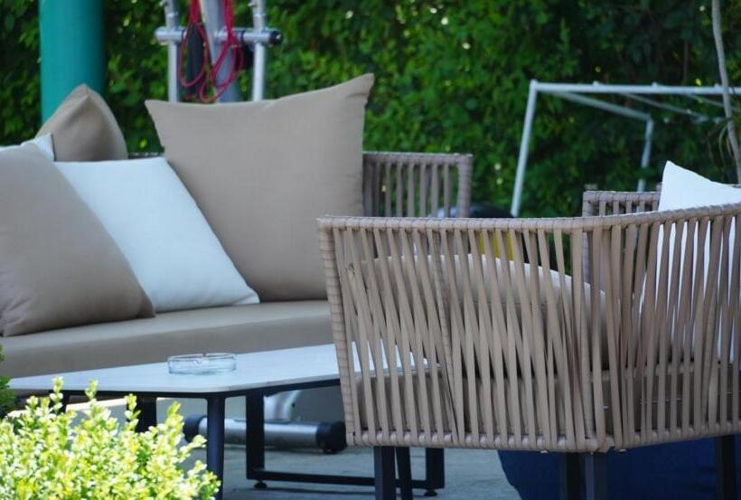 بنسيون Wait`n Sea House