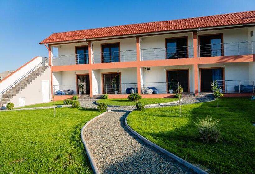 بنسيون Wait`n Sea House