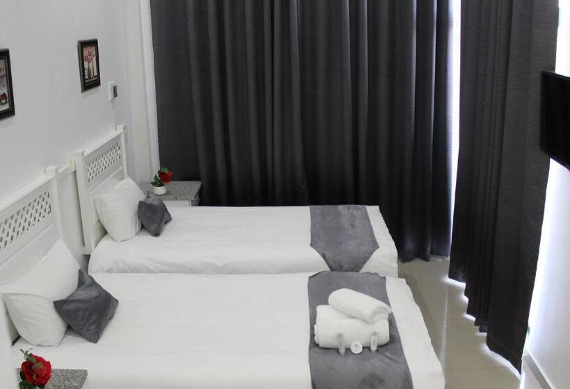 Royal Ushaka Hotel Morningside