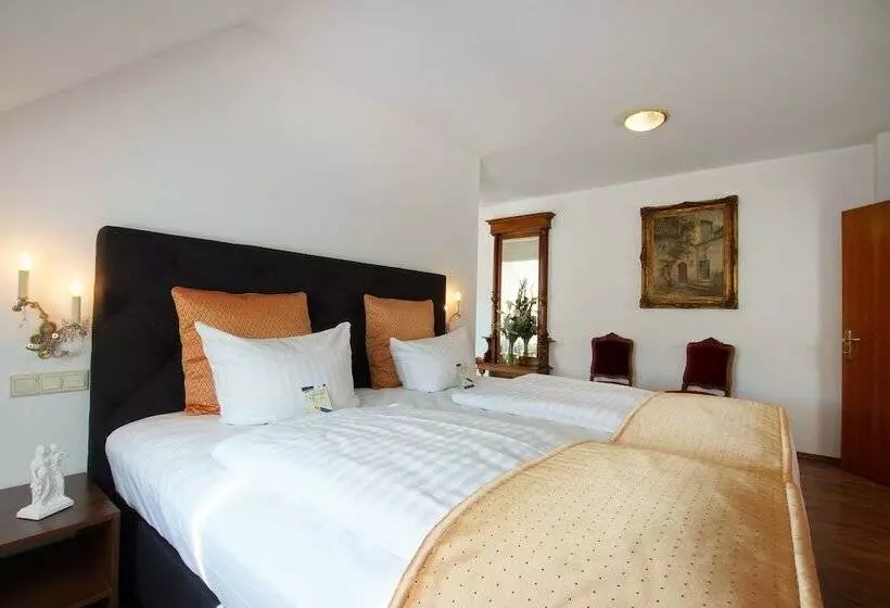 فندق Am Luisenplatz