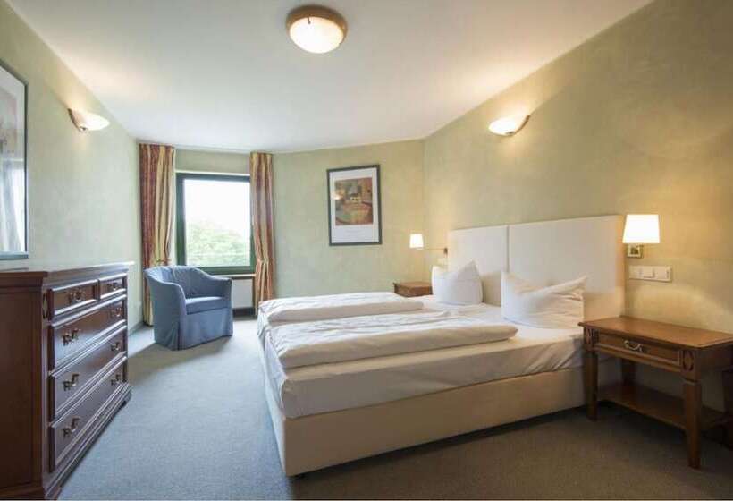 ホテル Am Luisenplatz