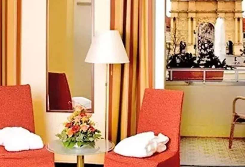 فندق Am Luisenplatz