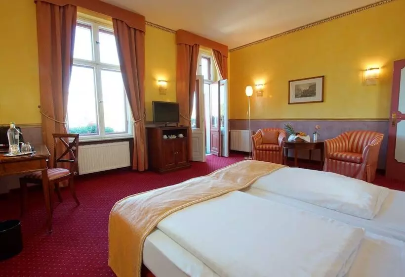 فندق Am Luisenplatz