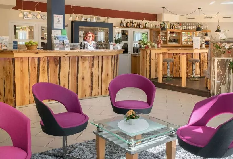 Best Western Plus Ostseehotel Waldschloesschen