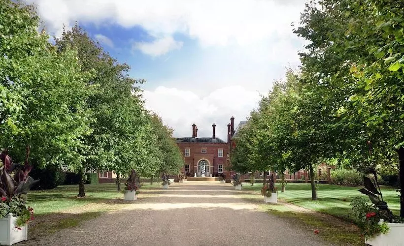 فندق Champneys Tring