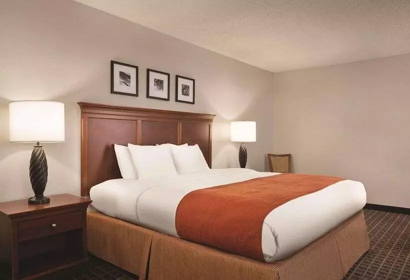 فندق Country Inn & Suites By Radisson, Lawrenceville, Ga