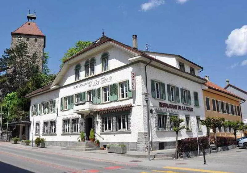 فندق Hôtel Restaurant De La Tour
