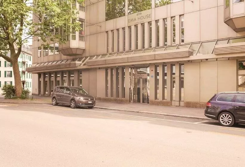 Ema House Hotel Suites