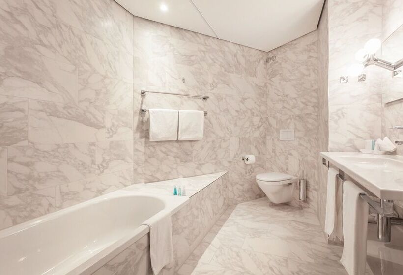 Ema House Hotel Suites