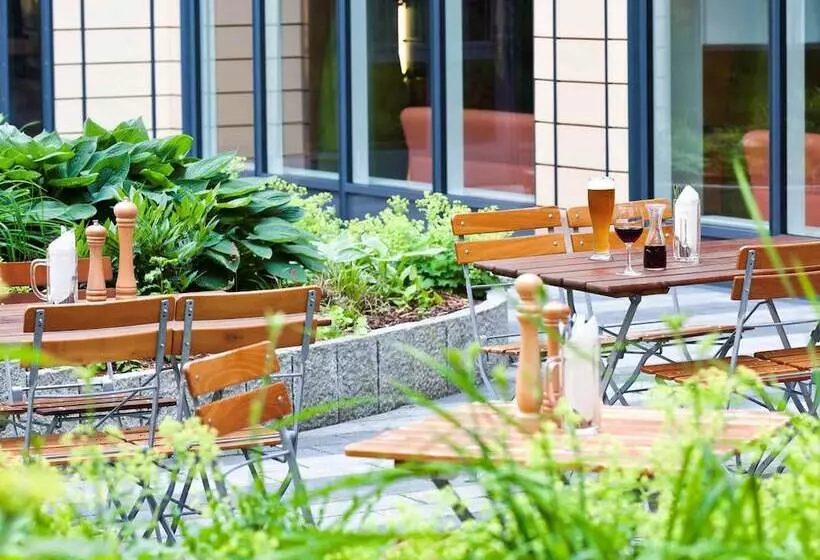 בית מלון כפרי Ibis München Parkstadt Schwabing