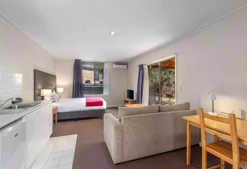 Knox International Hotel And Apartments