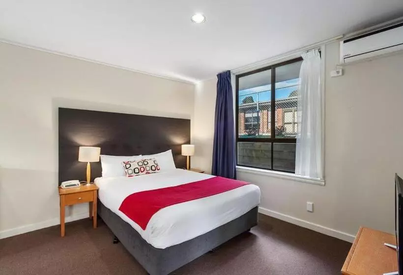 Knox International Hotel And Apartments