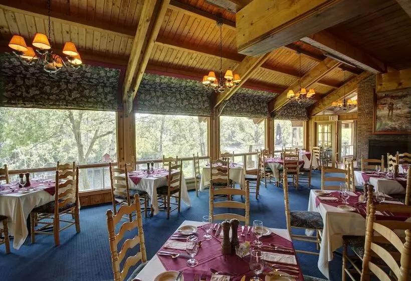 فندق Liscombe Lodge Resort And Conference Centre