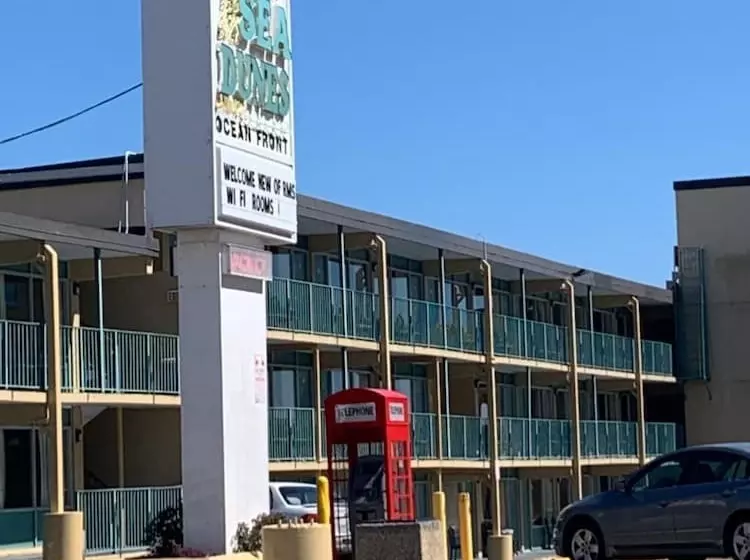 فندق Sea Dunes Oceanfront