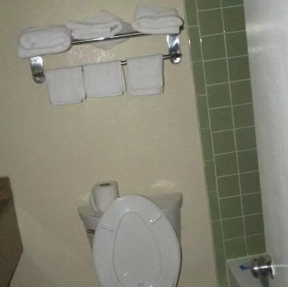 فندق Sea Dunes Oceanfront