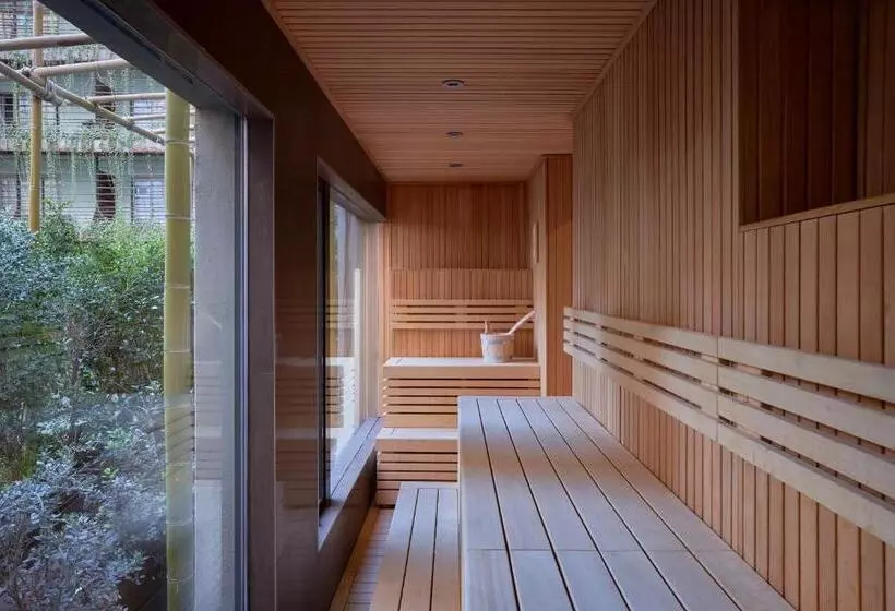 Sir Victor Hotel, Part Of Sircle Collection