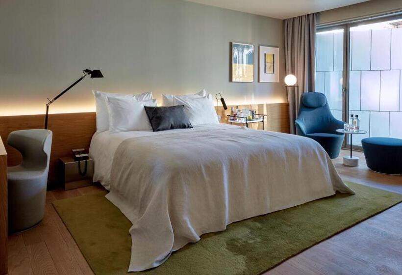 Sir Victor Hotel, Part Of Sircle Collection