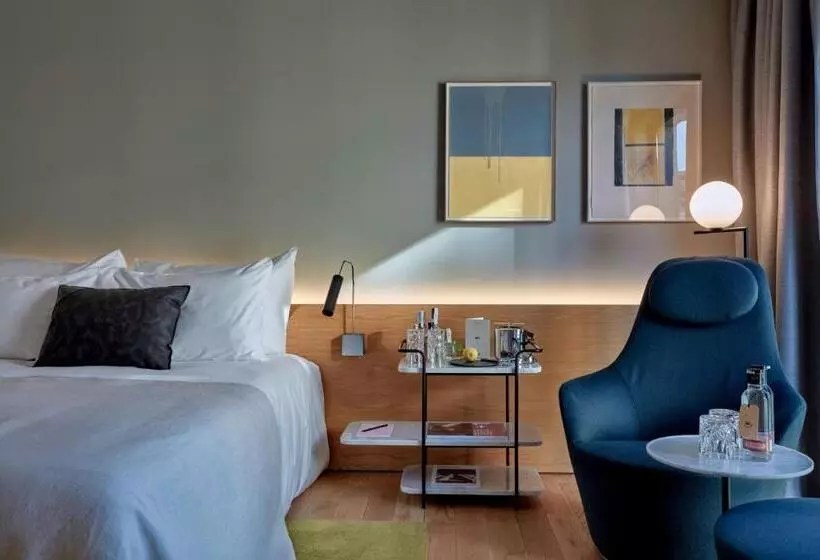 Sir Victor Hotel, Part Of Sircle Collection