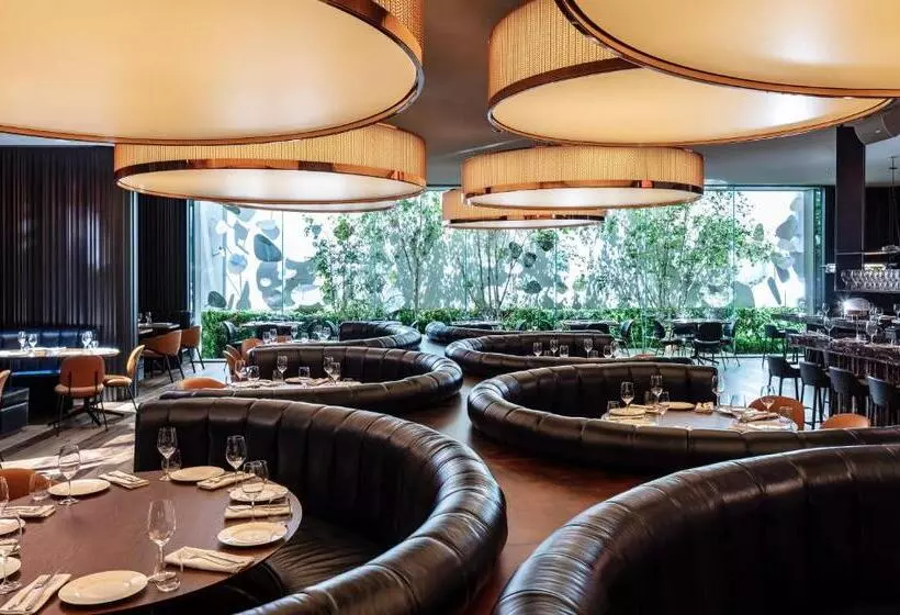 Sir Victor Hotel, Part Of Sircle Collection