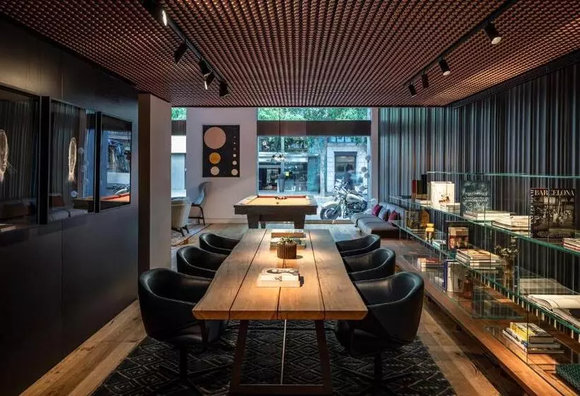 Sir Victor Hotel, Part Of Sircle Collection